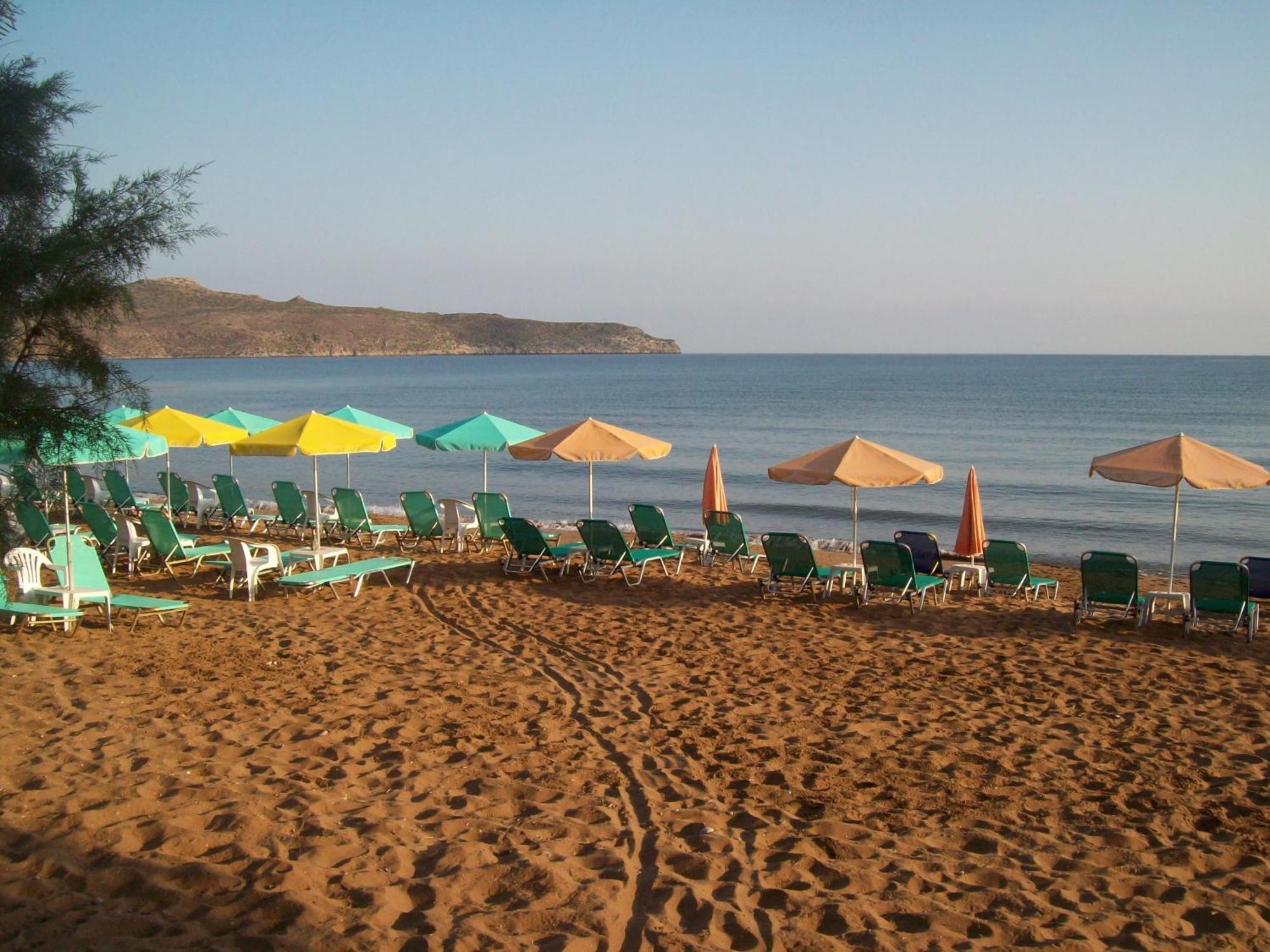 Kato Stalos Beach Bagian luar foto